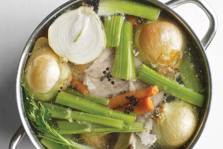 Giblet Stock: Scaled for 4 servings